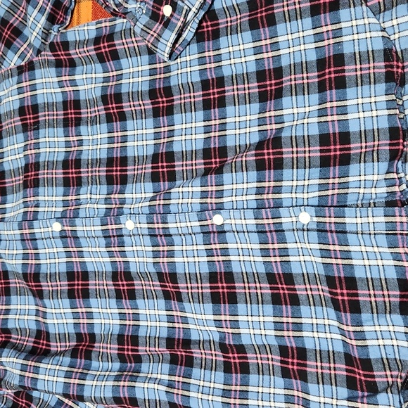 Plad shirt. - Picture 2 of 6